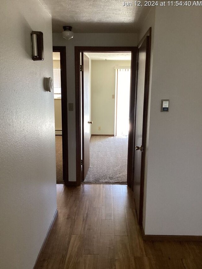Photo - Cute 2 Bedroom WITH Attached Garage in Loveland!