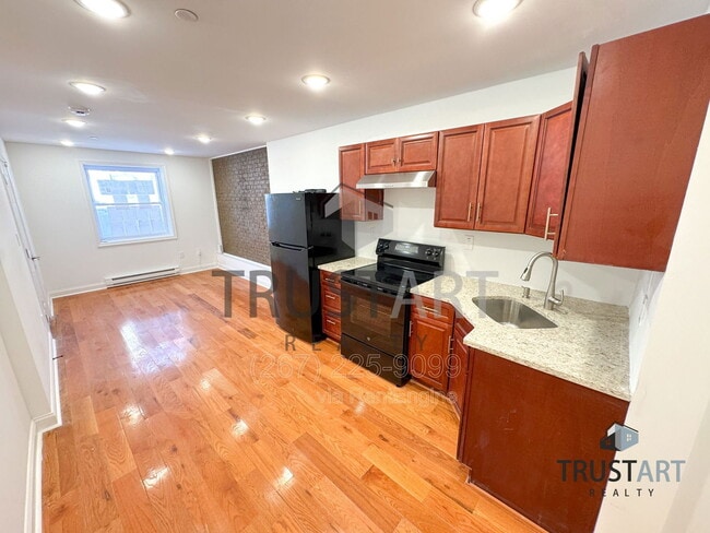 Building Photo - 2025 N 4th St Unit 1