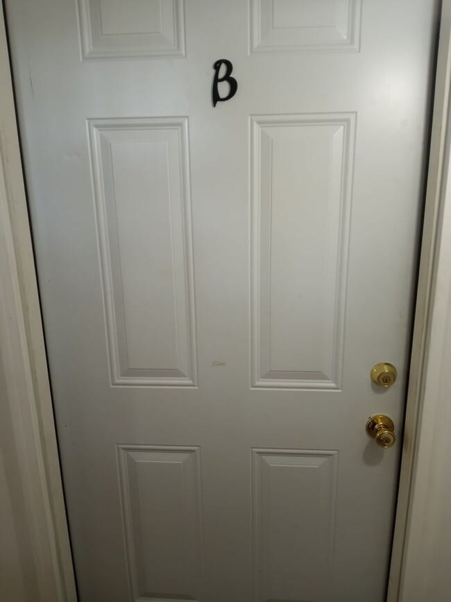 Photo - 1346 Strand St Unit B