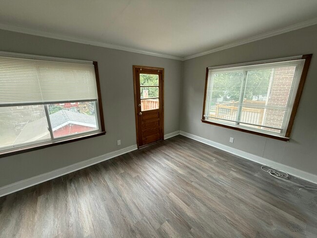 4007 Shenandoah Ave