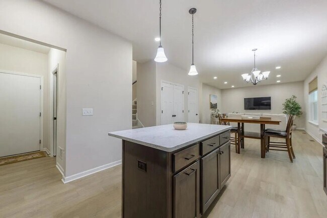 Photo - Beautifully updated lakeville 4 bedroom available for lease!