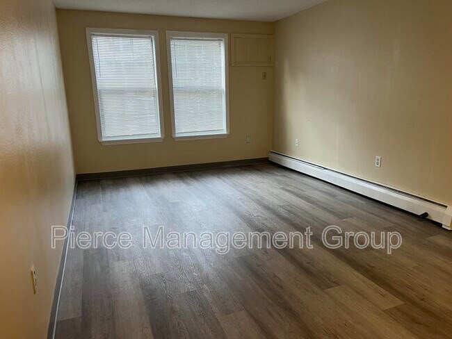 Photo - 20 Wolf Rd Unit E100