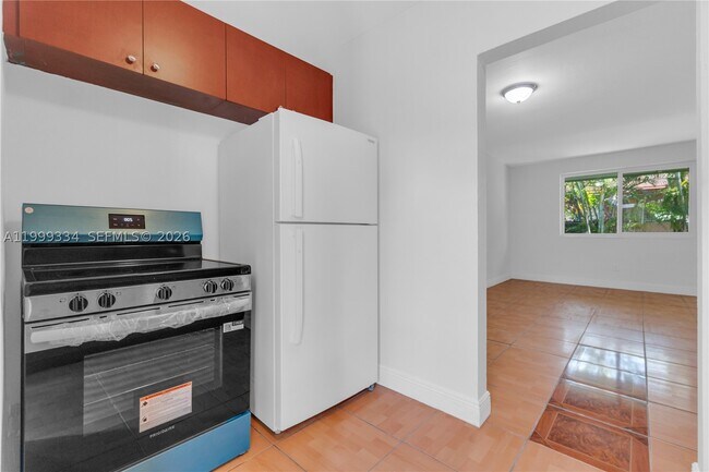 Photo - 1730-1732 NW 55th St