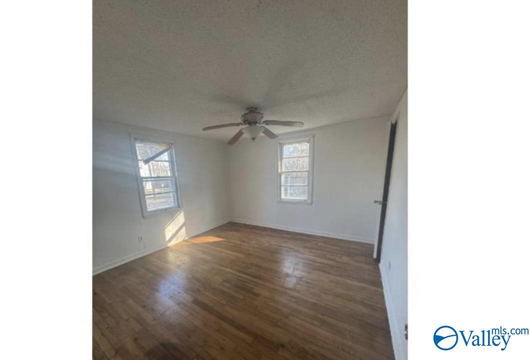 Photo - 118 Brockway Ave