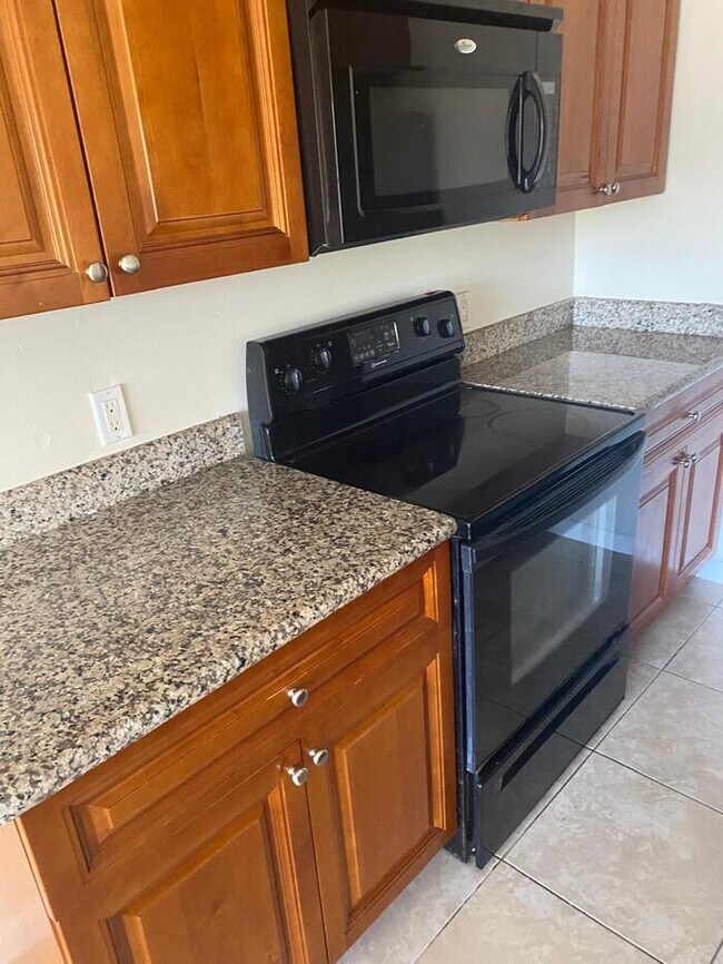 spacious 2bed/1bath in gated community