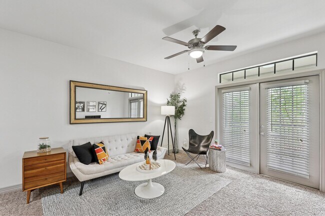 Photo - Waller Creekside