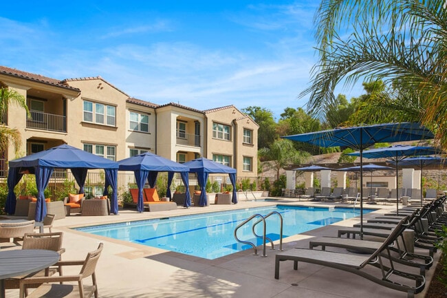 Building Photo - Trails at Canyon Crest