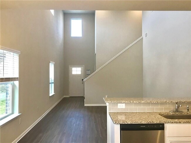 Photo - 1121 Fairhaven Gtwy