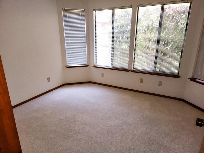 Photo - 3185 W Spruce Ave