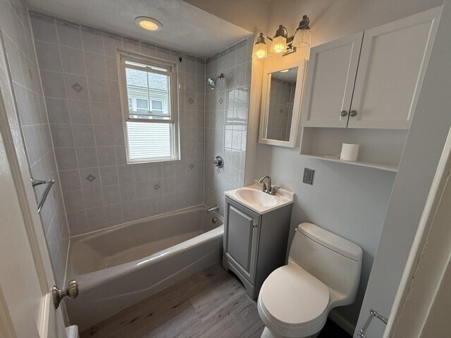 91 2nd St Unit 2