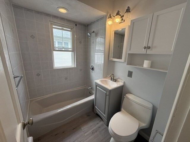 Photo - 91 2nd St Unit #2