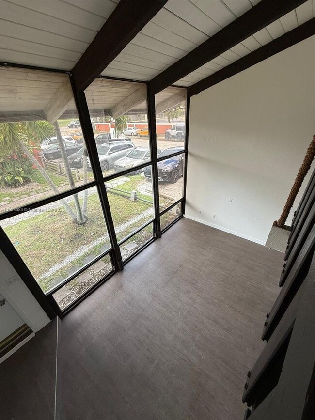 Photo - 14310 NE 5th Pl