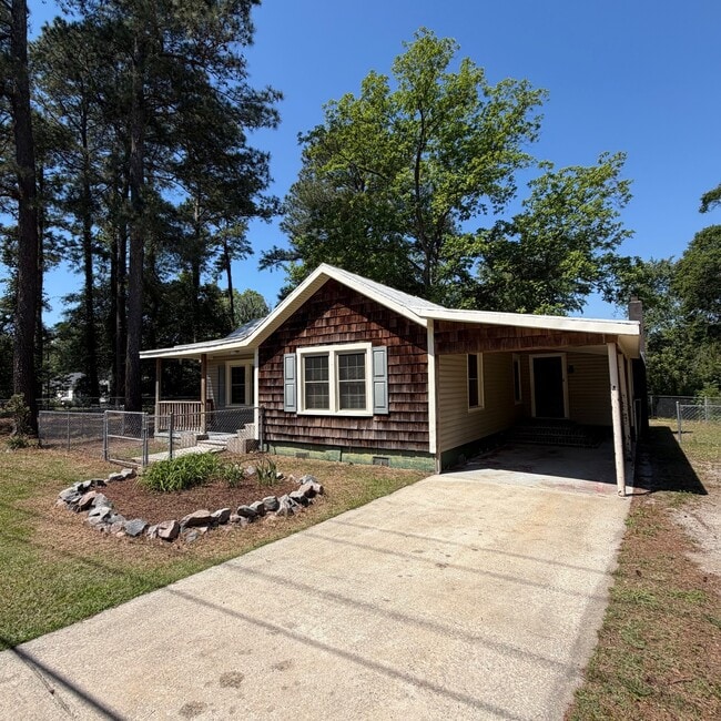 Photo - 6164 Highland Ave