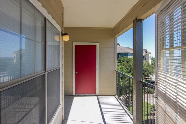 Photo - 2320 Gracy Farms Ln Unit 1131