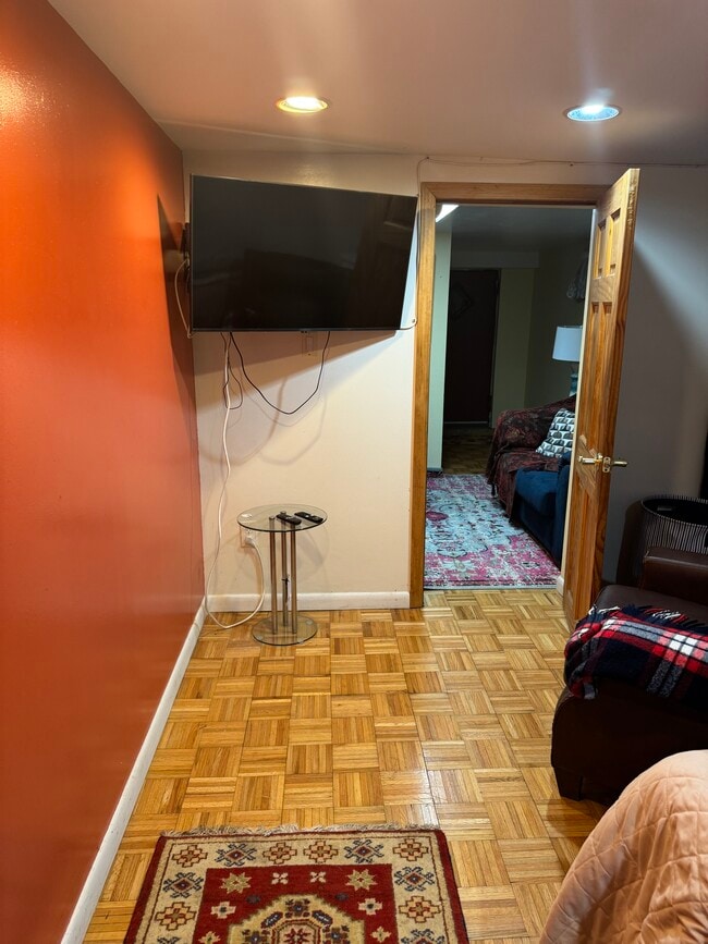 Photo - 11856 222nd St Unit Basement