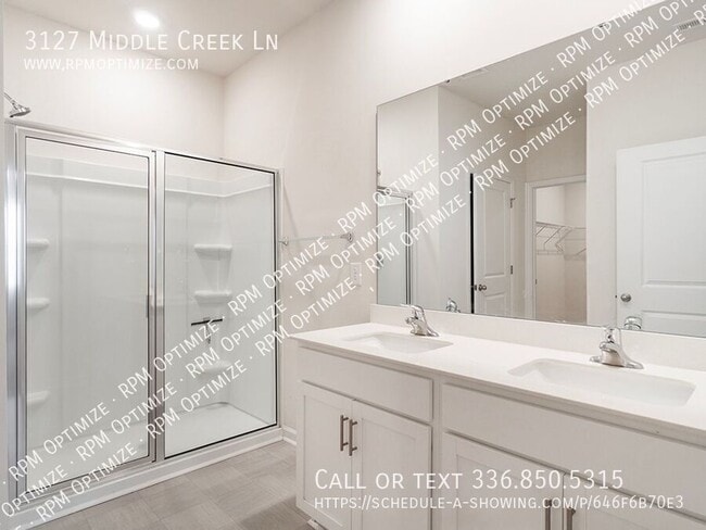 Photo - 3127 Middle Creek Ln