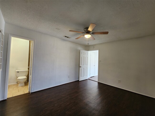 Photo - 2446 Autumn Springs Ln