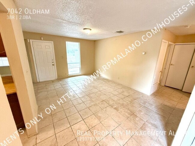 Photo - 7042 Oldham-