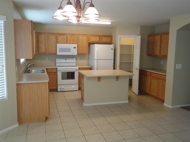 Photo - 206 S 151st Ave