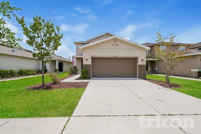 Building Photo - 10710 Southern Forest Dr