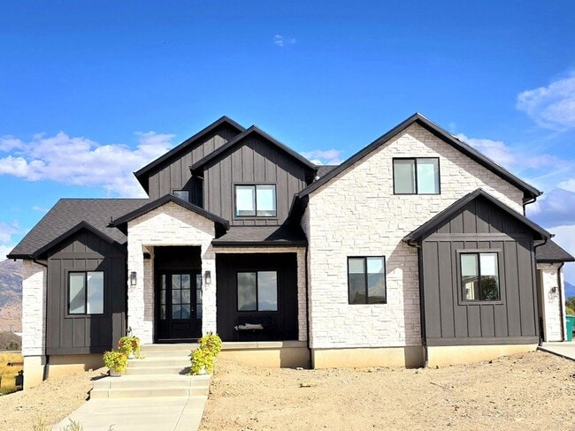 Photo - 779 S 450 E