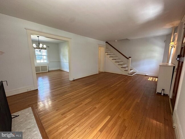 Building Photo - 705 Nottingham Rd Rental