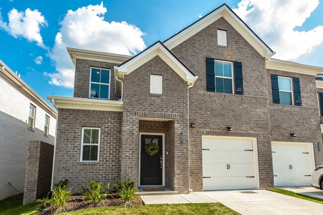 Building Photo - 204 Douglas Bend Rd