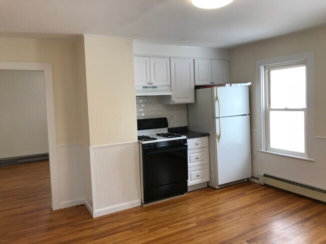 Photo - 8 Myrtle St Unit 2nd Floorq