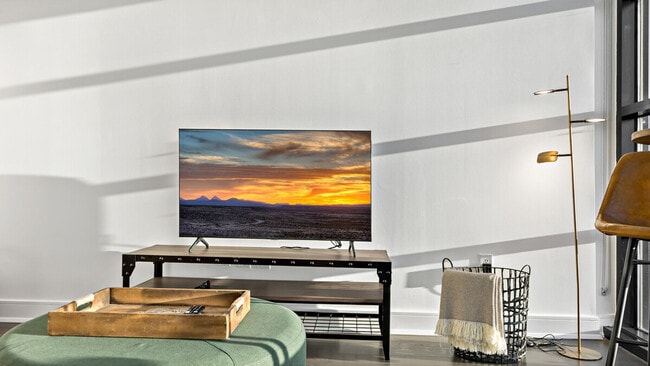 Photo - 1915 7th St NW Unidad ID1395402P