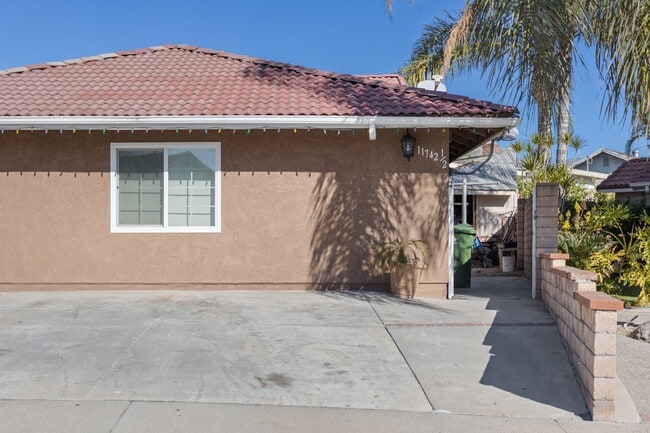 Photo - Awesome 1 Bedroom ADU Unit in Sylmar!