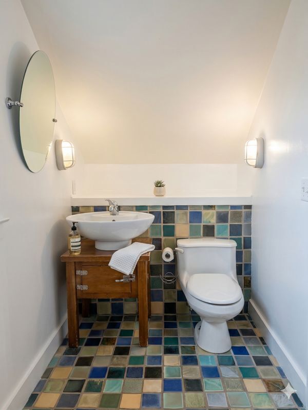 Photo - 7 Granite St