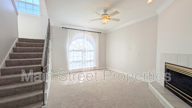 Photo - 2083 Downing Dr