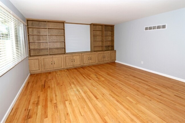 Photo - 12901 Fernway Ln