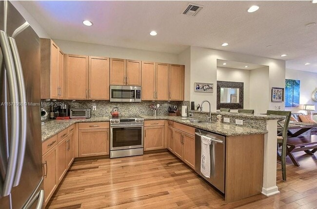 Photo - 1033 NE 17th Way Unit 1604