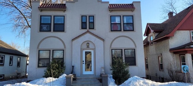 Photo - 1905 E 38th St