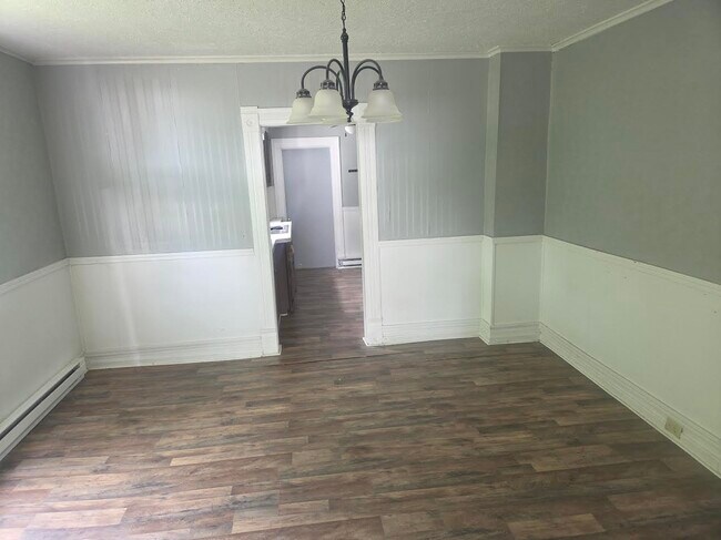 Photo - 203 N Green St