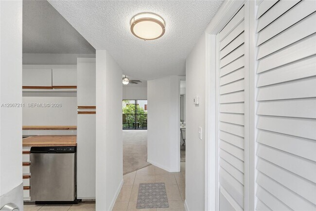 Photo - 2496 NW 89th Dr Unidad 2496