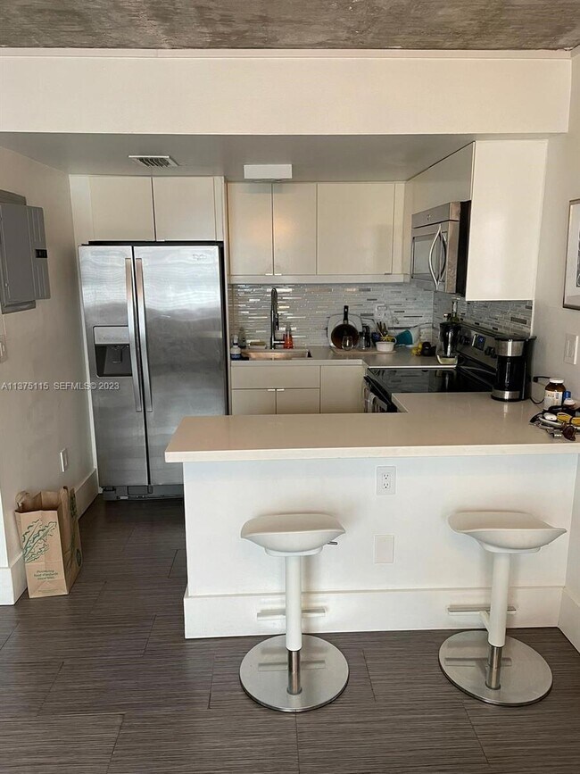 753 Michigan Ave Unit 2E