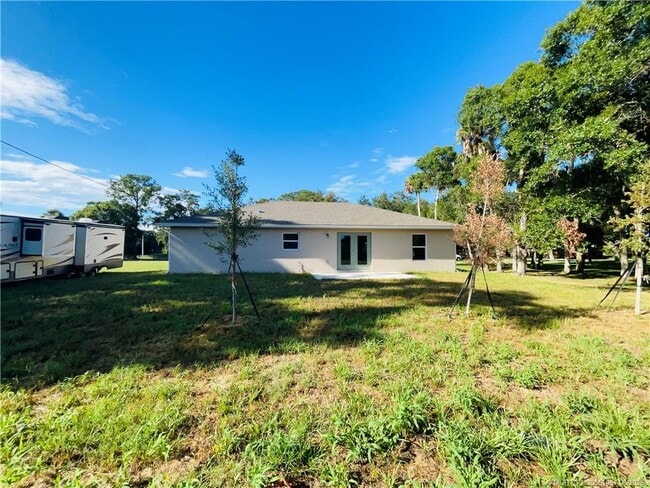 Photo - 7702 Lakeland Blvd