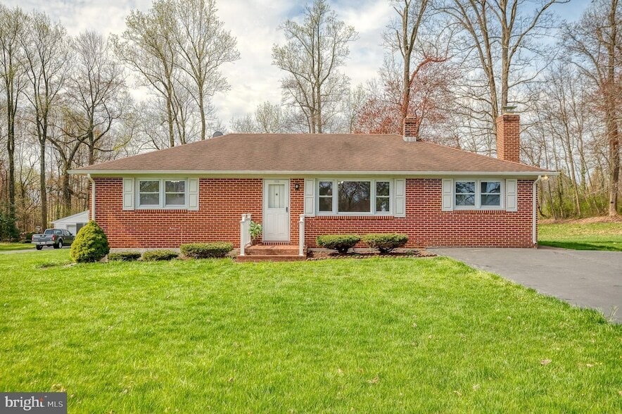 Photo - 1016 Winfield Dr