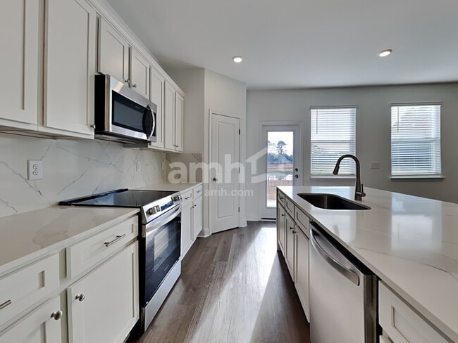 Photo - 622 Old Trolley Rd