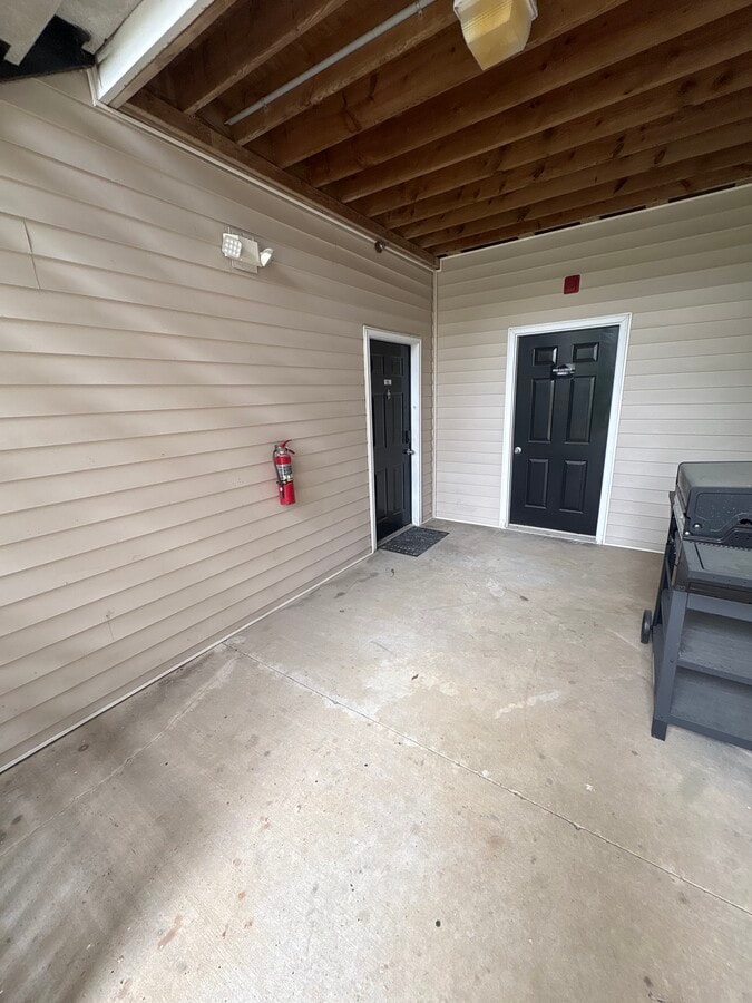 Photo - 310 Riverbend Dr Unit Riverbend Condo