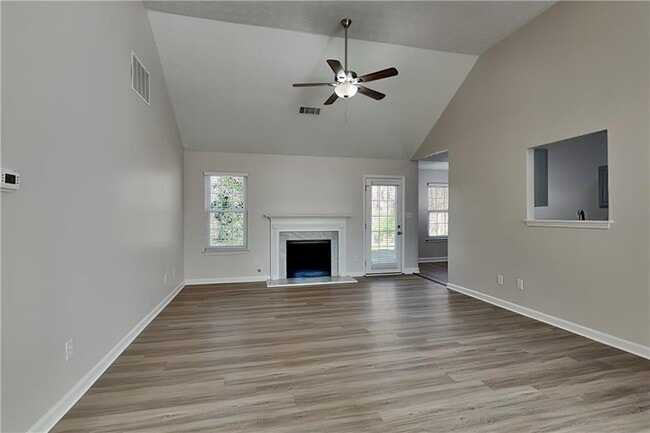 Photo - 4642 Devencrest Ln