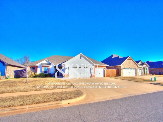 Photo - **COMING JANUARY 2ND!!!** STUNNINGLY BEAUTIFUL SPACIOUS 5 BED/3 BATH HOME IN ST JAMES PARK!
