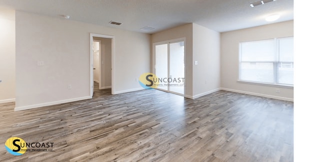 Photo - 24 Raintree Pl Unidad B