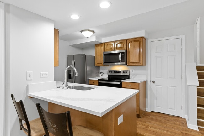 Photo - 8824 Robin Dr