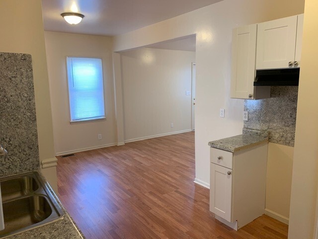 Photo - $910.00 - 2 Beds | 1 Bath House in Burton with a basement & deck