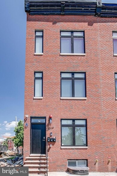 Photo - 2015 N College Ave Unit 3