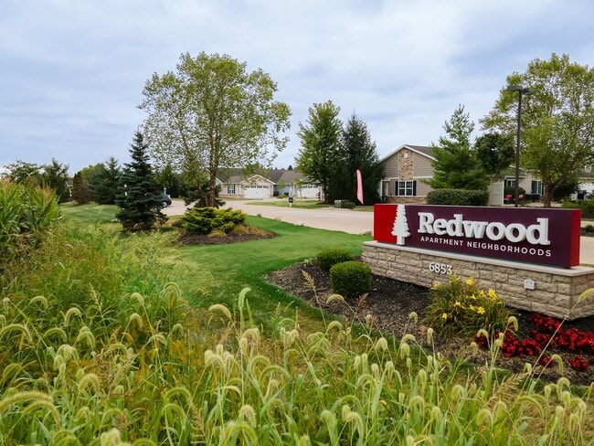 Photo - Redwood Maumee