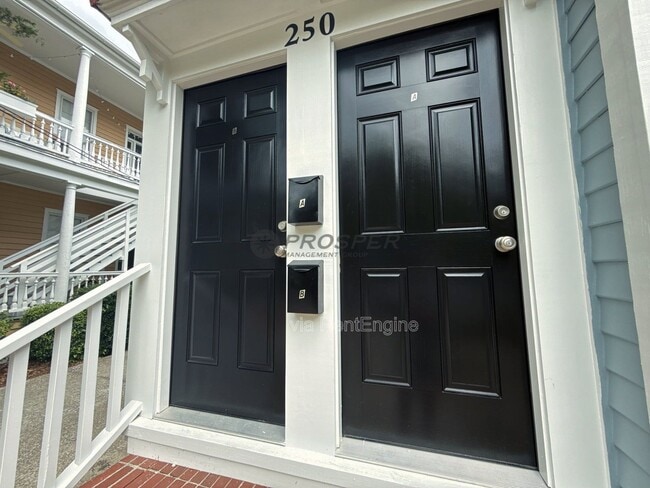 Photo - 250 Rutledge Ave
